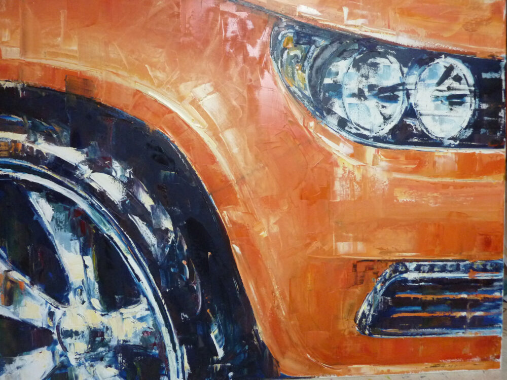 Das Gemälde Kotflügel zeigt den Kotflügel eines orangefarbenen Wagens und entstand in Zusammenarbeit mit dem Künstler Carl Sebastian Lepper